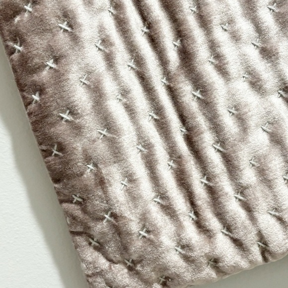 Mauve Brown Embroidered Pick Stitch Velvet Accent Pillow Cover Zip Close 20”X20” - Picture 2 of 5